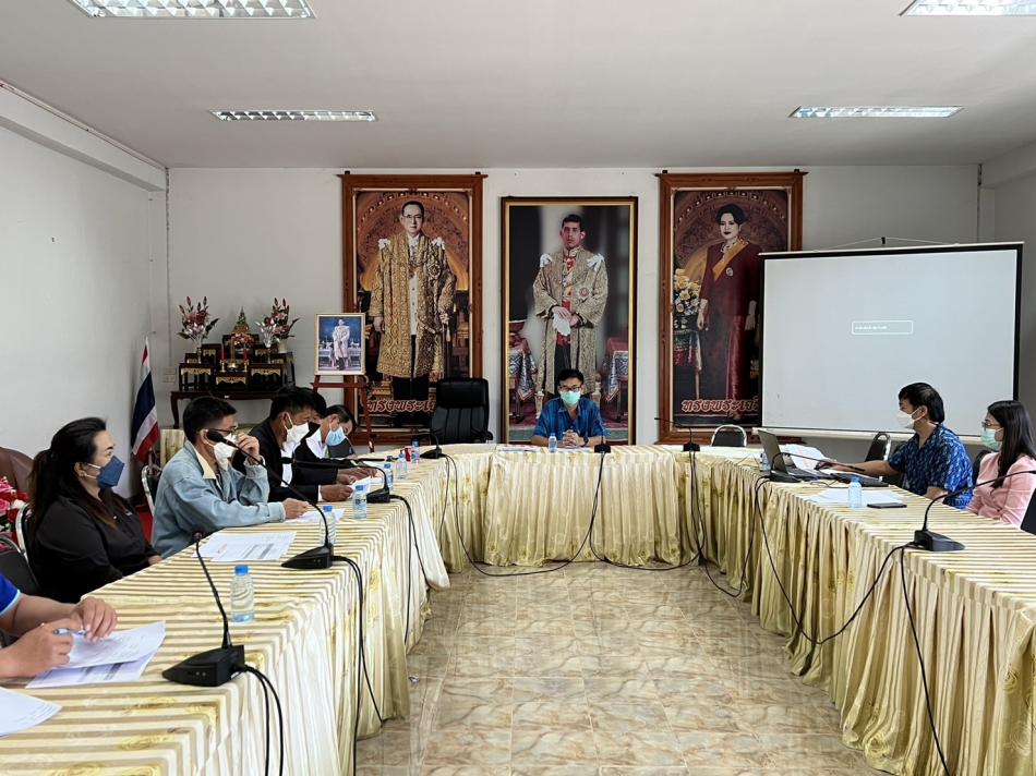 ประชุมคณะกรรมการติดตามประเมินผลแผนพัฒนาเทศบาลตำบลหนองหล่ม