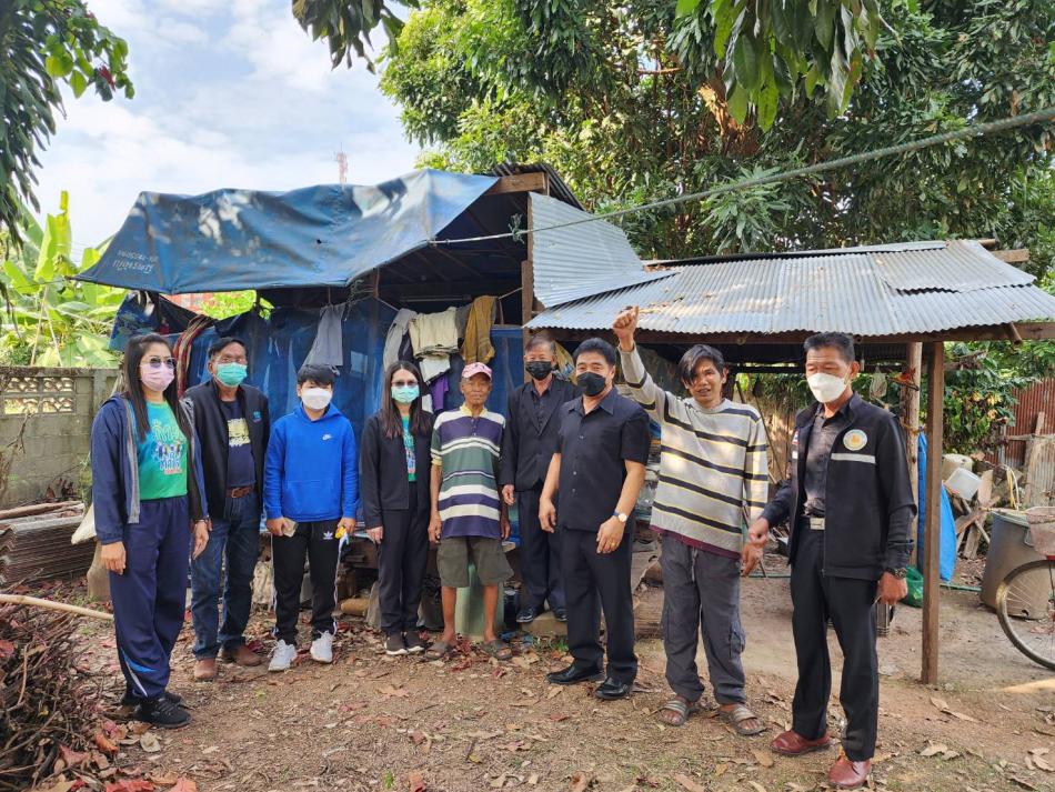 ลงพื้นที่สำรวจข้อมูลและทำประมาณการปรับปรุงบ้านผู้สูงอายุเพื่อขอรับงบประมาณ โครงการบ้านพอเพียงชนบท ปี 2566 จำนวน 2 หลัง