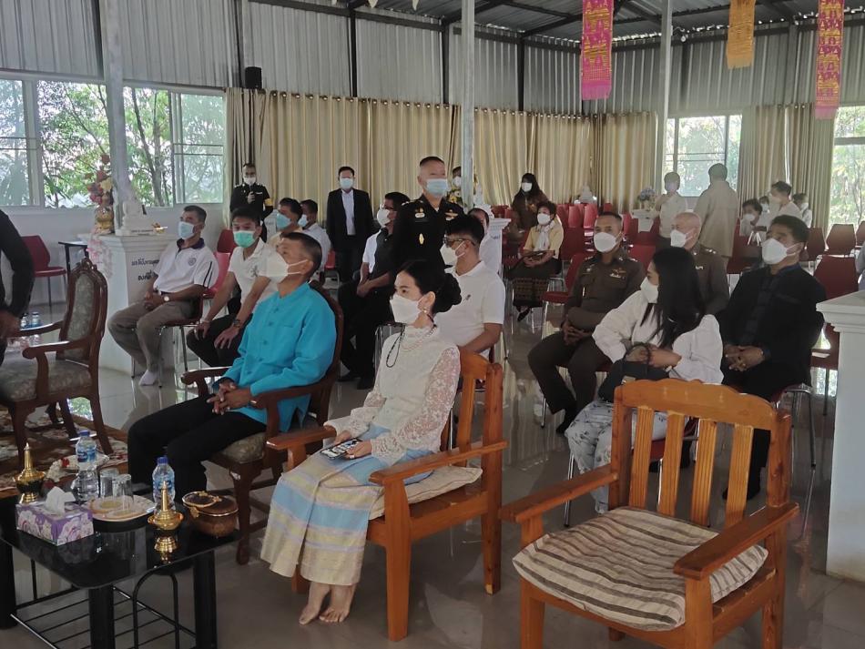 ร่วมกิจกรรมผ้าป่าสามัคคี สำนักสงฆ์ป่าห้วยภู  