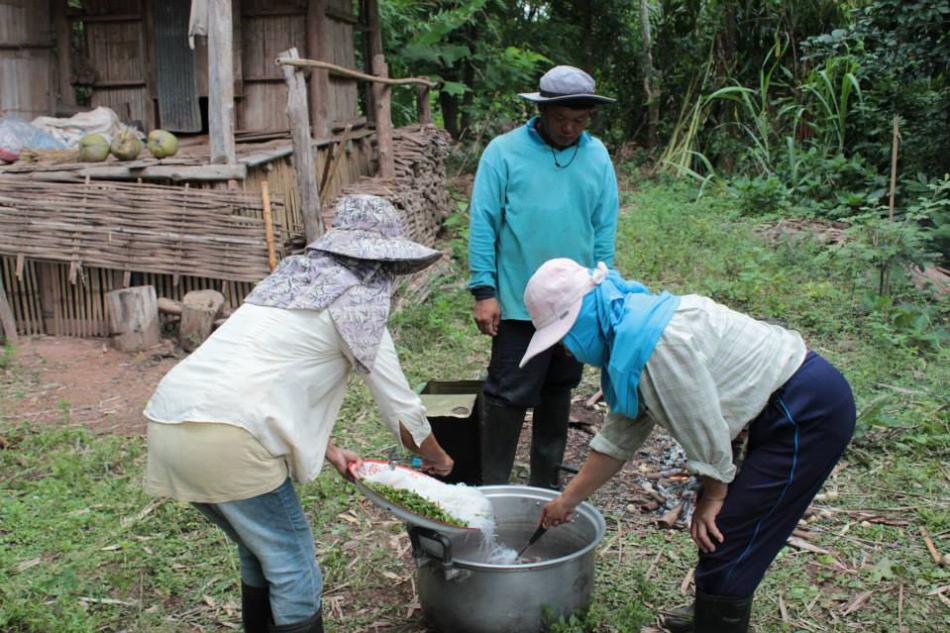 เทศบาลตำบลหนองหล่มร่วมกับฝ่ายปกครอง หมู่ที่ 1,2,3,4,7 และกลุ่มผู้ใช้น้ำทุงหลวง ขุดลอกเหมืองทุ่งหลวงและเลี้ยงผีฝ่าย