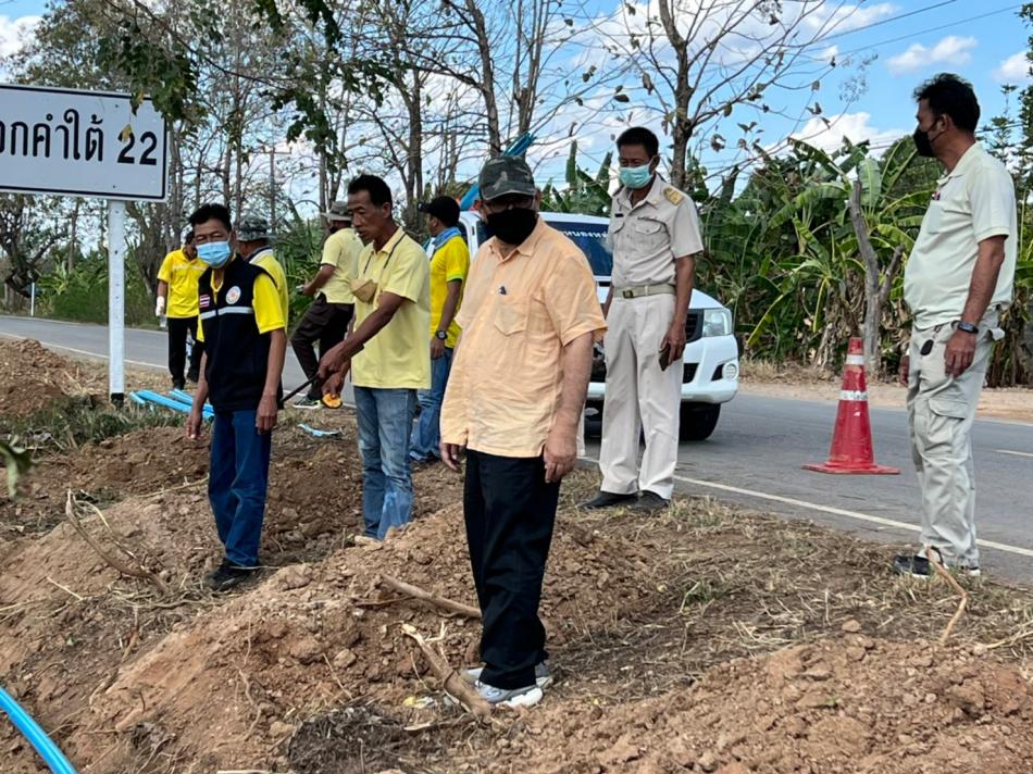 ตรวจงานวางท่อระบบประปาและสำรวจการว่างท่อระบายน้ำ
